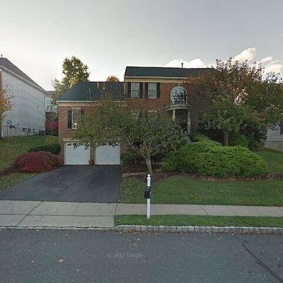 27 Sentinel Dr, Basking Ridge, NJ 07920