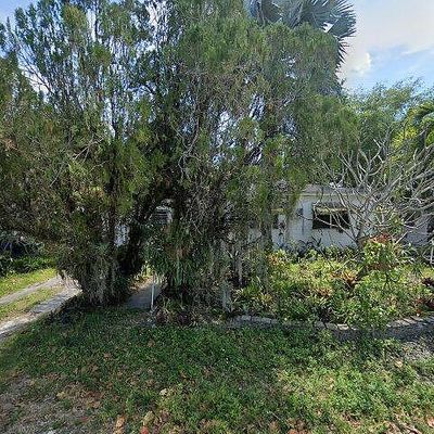 270 Ne 162 Nd St, Miami, FL 33162