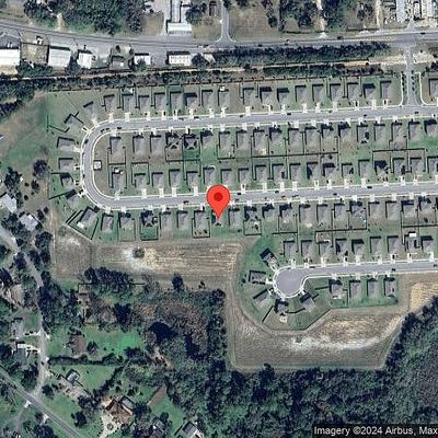 2720 Grand Central Ave, Tavares, FL 32778