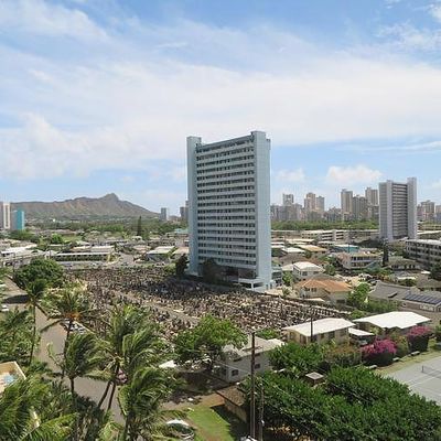 2724 Kahoaloha Ln #1106, Honolulu, HI 96826