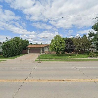 2804 W 20 Th Ave, Oshkosh, WI 54904