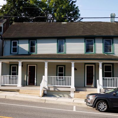 29 E Baltimore St, Funkstown, MD 21734