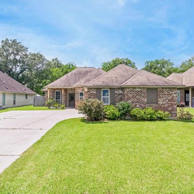 29113 Honeysuckle Ln, Livingston, LA 70754