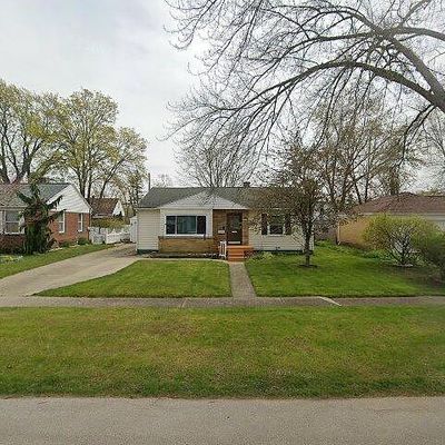 2914 Eastland Rd, Muskegon, MI 49441