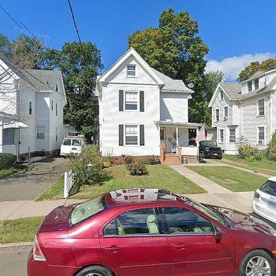 25 Lester St, West Haven, CT 06516