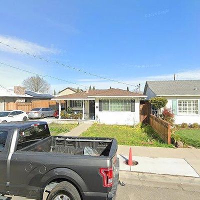 25 W Eaton Ave, Tracy, CA 95376