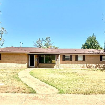 2500 N 3 Rd St, Tahoka, TX 79373