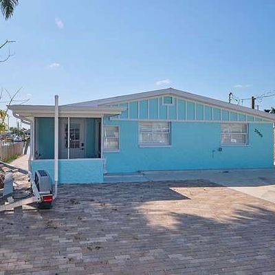 2555 Cay Cv, Matlacha, FL 33993