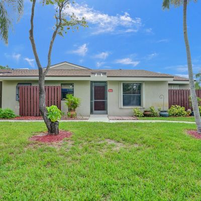 264 Meadows Dr, Boynton Beach, FL 33436