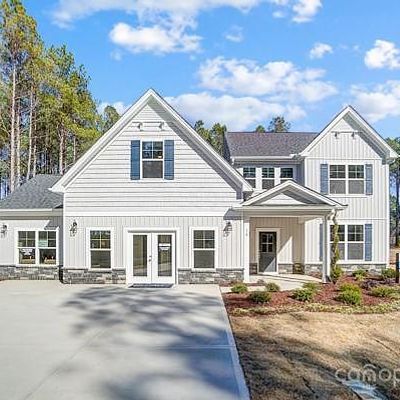 3113 Mattie Wade Rd, Sherrills Ford, NC 28673