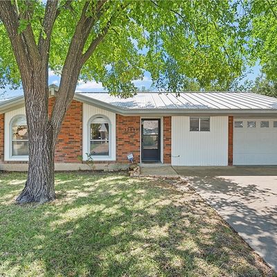 3209 Rosewood Dr, Temple, TX 76502