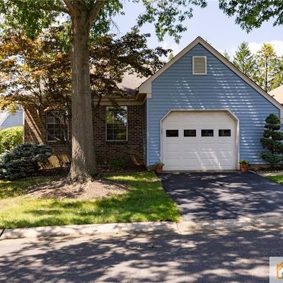 3 Patrick Henry Ct, Monroe Township, NJ 08831