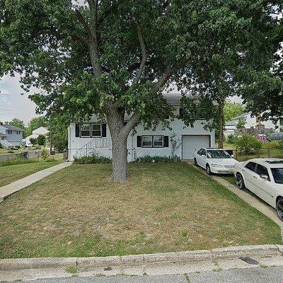 3 Squirrel Rd, Neptune, NJ 07753