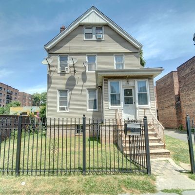 304 William St, East Orange, NJ 07017