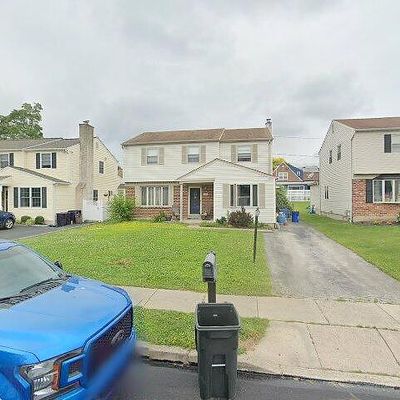 306 Greenbriar Ln, Havertown, PA 19083