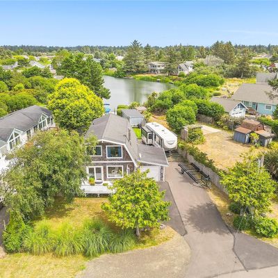 306 S Razor Clam Dr Sw, Ocean Shores, WA 98569