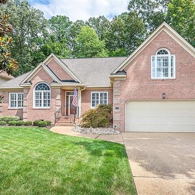 308 Richter Ln, Yorktown, VA 23693