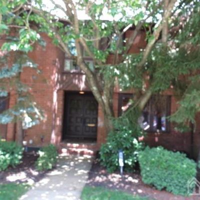 309 Willowbrook Dr, North Brunswick, NJ 08902