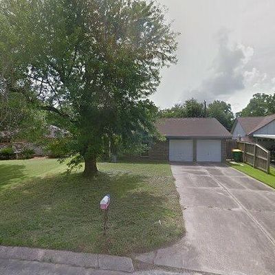 3937 Tumbleweed Ln, Baytown, TX 77521