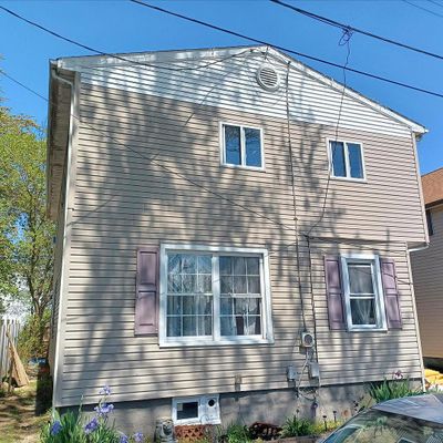 4 Queen St, Paulsboro, NJ 08066