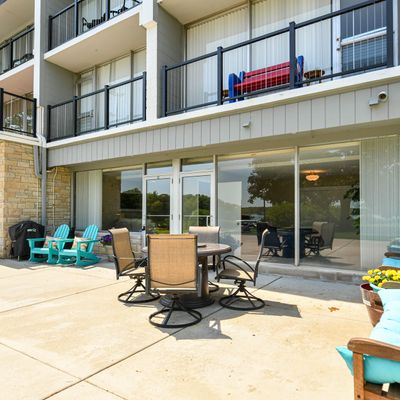 3405 S Browns Lake Dr, Unit 41, Burlington, WI 53105