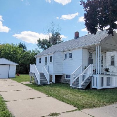 3421 E Ramsey Ave, Cudahy, WI 53110