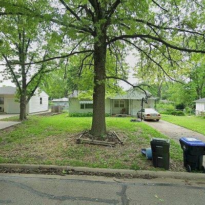 3613 Sw Devon Ave, Topeka, KS 66611