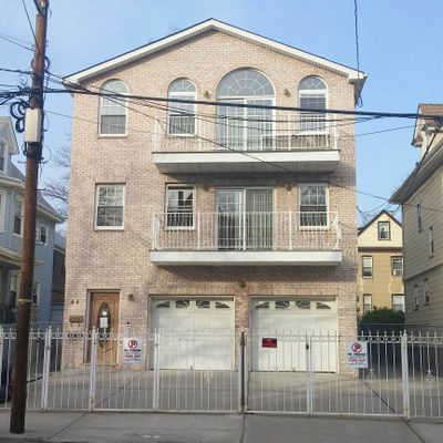 44 Warner Ave, Jersey City, NJ 07305