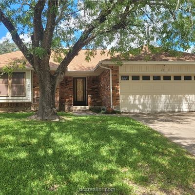 4713 Brompton Ln, Bryan, TX 77802