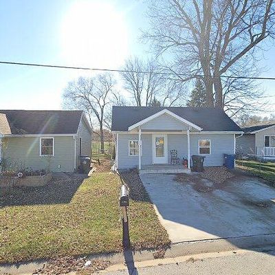 412 Mcarthur St, Muscatine, IA 52761