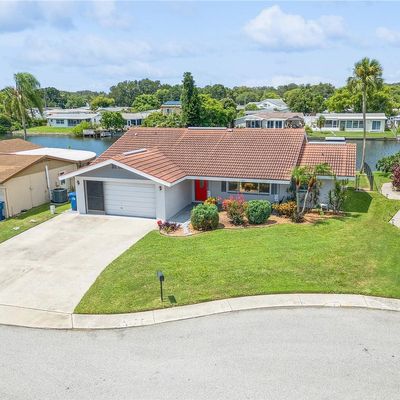 4145 Star Island Dr, Holiday, FL 34691