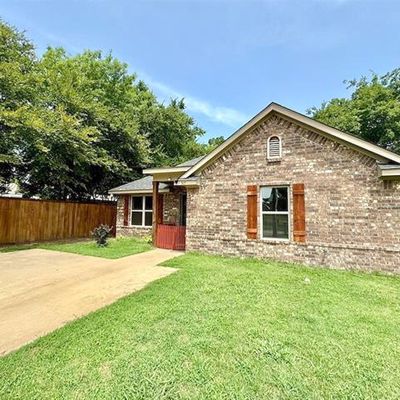 517 Star St, Denison, TX 75020