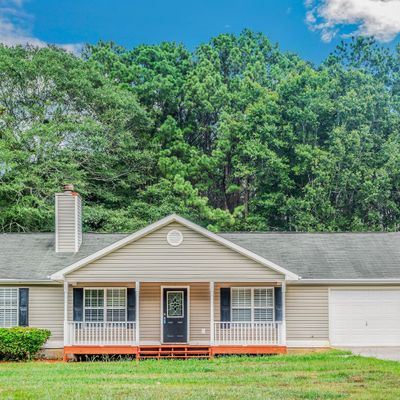 52 Morris Rd, Newnan, GA 30263