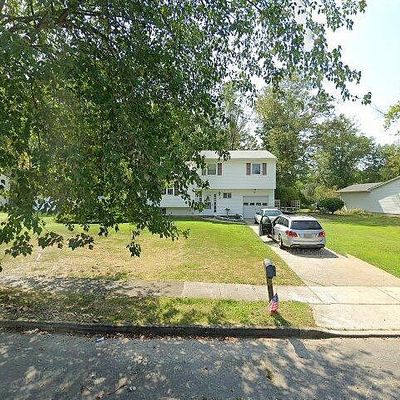 52 Oxford Dr, East Windsor, NJ 08520