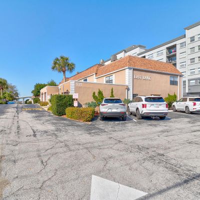 525 N Halifax Ave, Daytona Beach, FL 32118