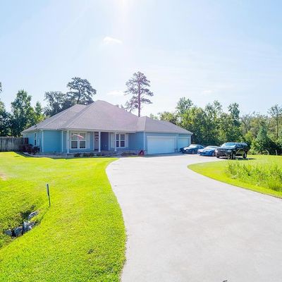 53 Barrett Ln, Lakeland, GA 31635