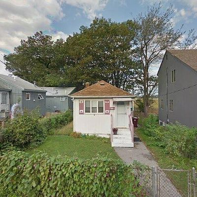 48 Flint St, Revere, MA 02151