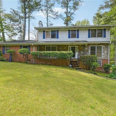 490 Tall Deer Dr, Fairburn, GA 30213