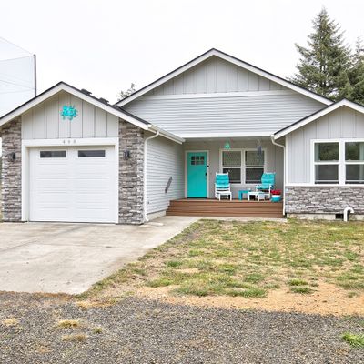 498 Octopus Ave Ne, Ocean Shores, WA 98569