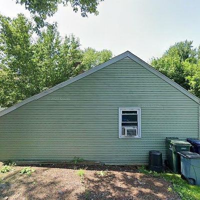 50 Hoover St, North Kingstown, RI 02852