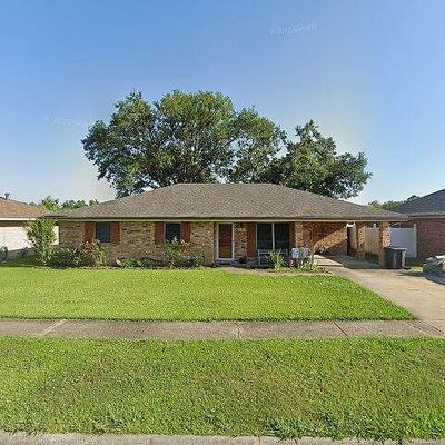 618 Gaynell Dr, Houma, LA 70364