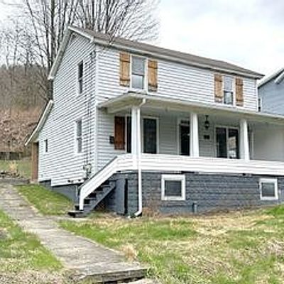 623 Portage St, South Fork, PA 15956