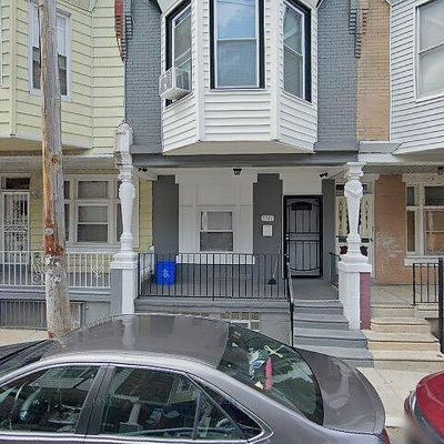 5541 Harmer St, Philadelphia, PA 19131