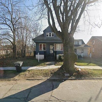 5596 Caniff St, Hamtramck, MI 48212