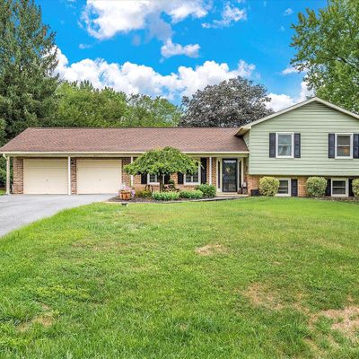 5826 Catoctin Vista Dr, Mount Airy, MD 21771