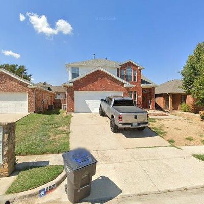 5921 Ash Flat Dr, Fort Worth, TX 76131