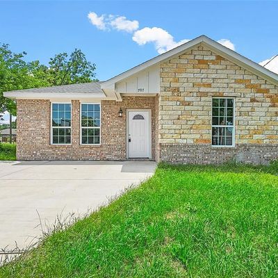 707 N Brazos Ave, Cleburne, TX 76031