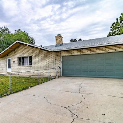 717 N Frontier St, Bloomfield, NM 87413