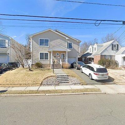 72 Sussex Rd, Bergenfield, NJ 07621