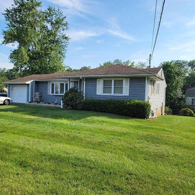 720 Brookside Dr, Toms River, NJ 08753